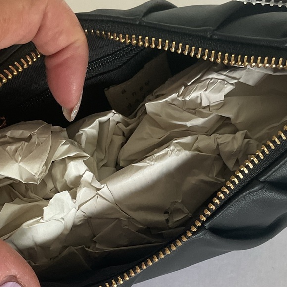 A New Day Black Shoulder Bag with Gold Chain NWT - Picture 10 of 11